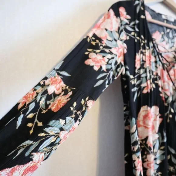 BILLABONG Just Like Us Black Floral lace up long sleeve    Mini Dress size S - Picture 7 of 13